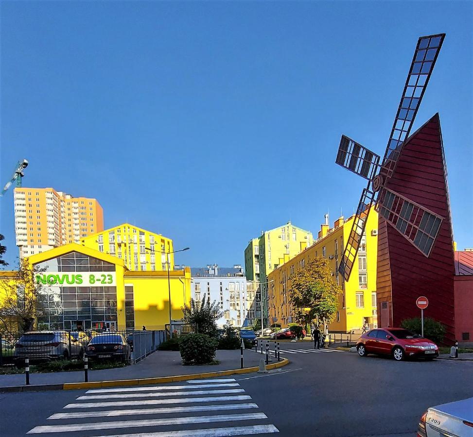Смарт-Апартаменти На 1 Поверсі Kyjev Exteriér fotografie